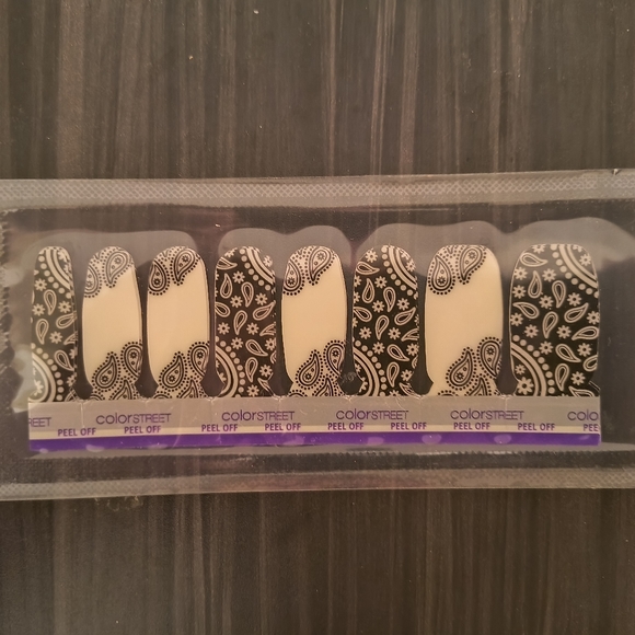 COLOR STREET Overlay Fingernail Polish Lot of 2 - Picture 2 of 6